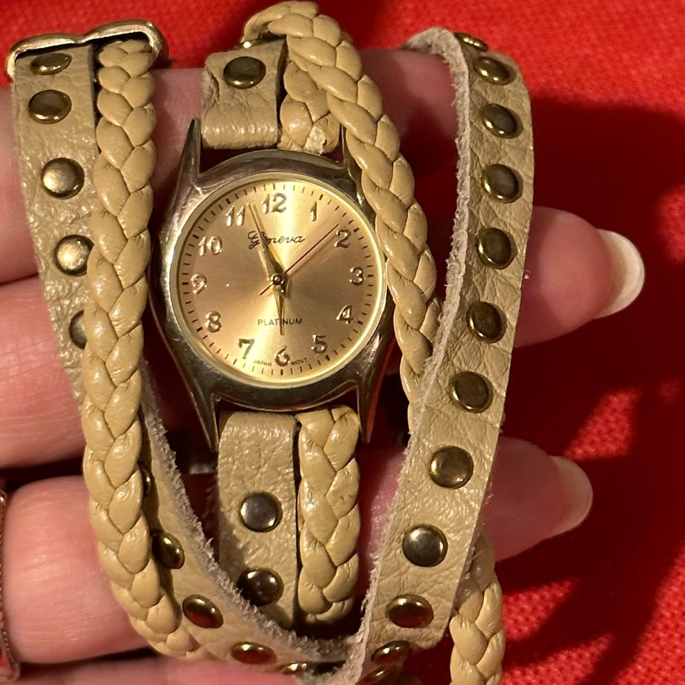 Watch - Geneva Platinum